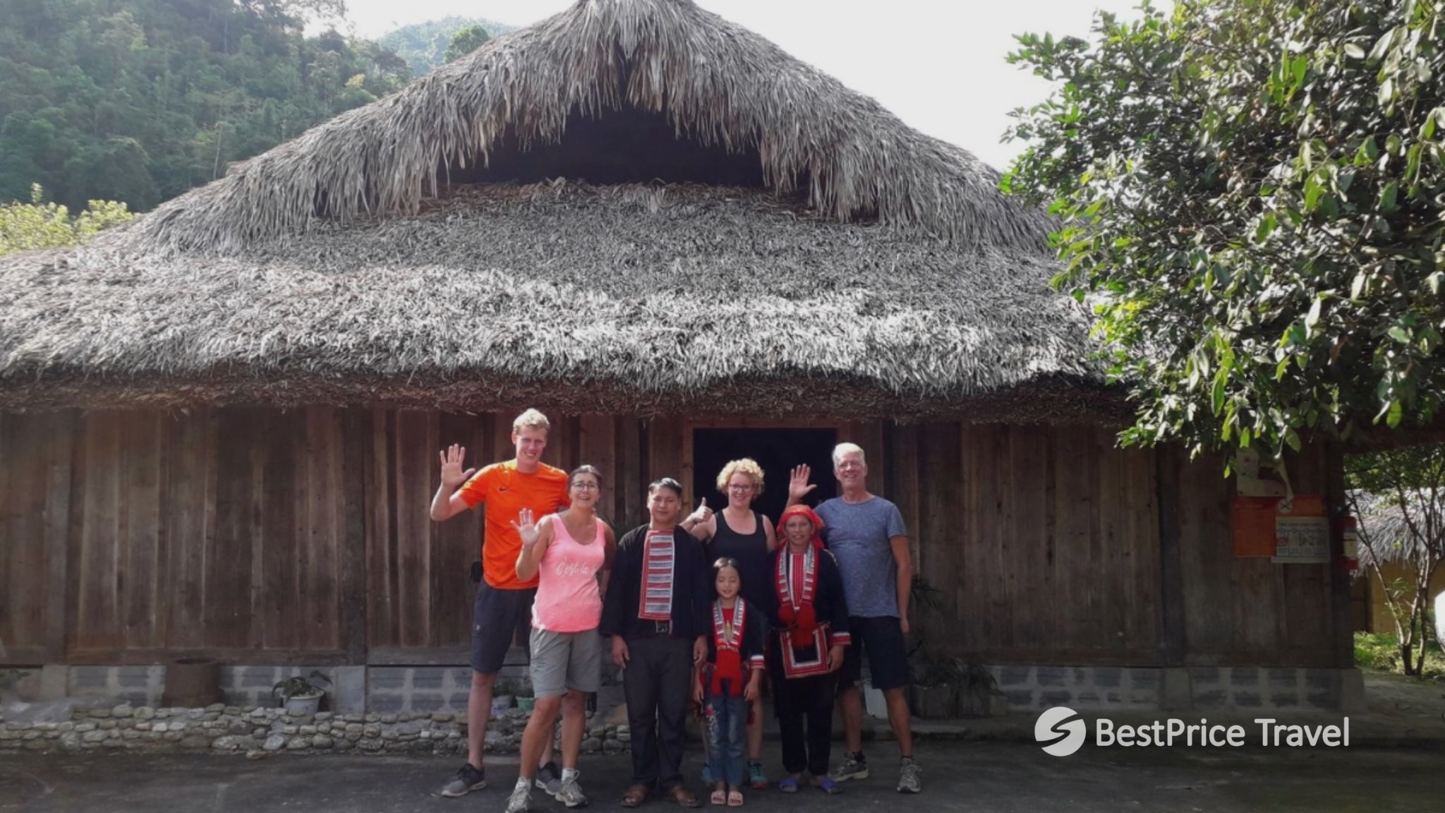 Day 3 Discover The Red Dao Minority Village