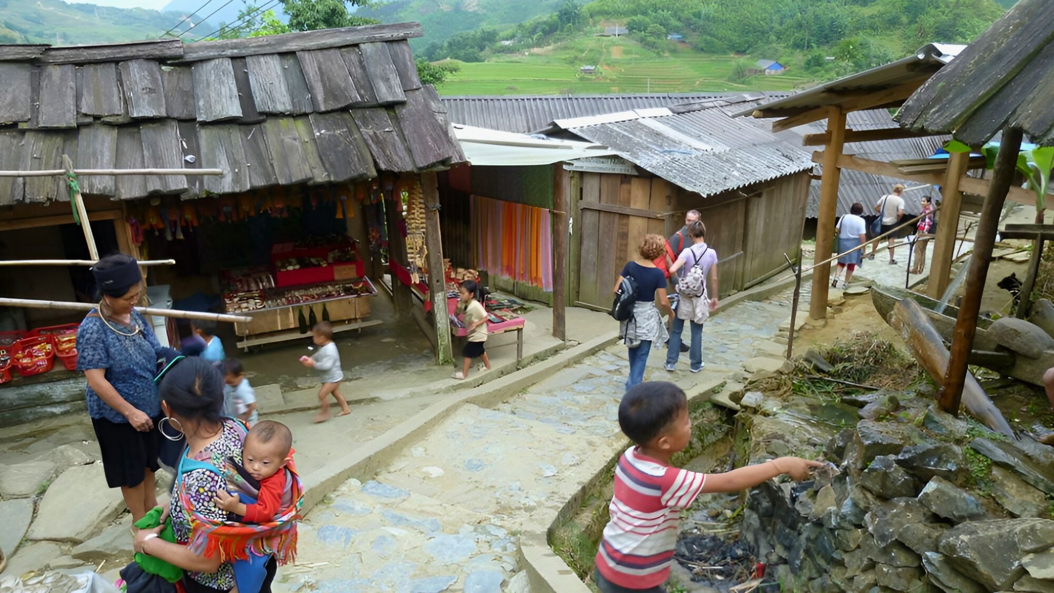 Day 4 Have An Amazing Trek To Cat Cat Village