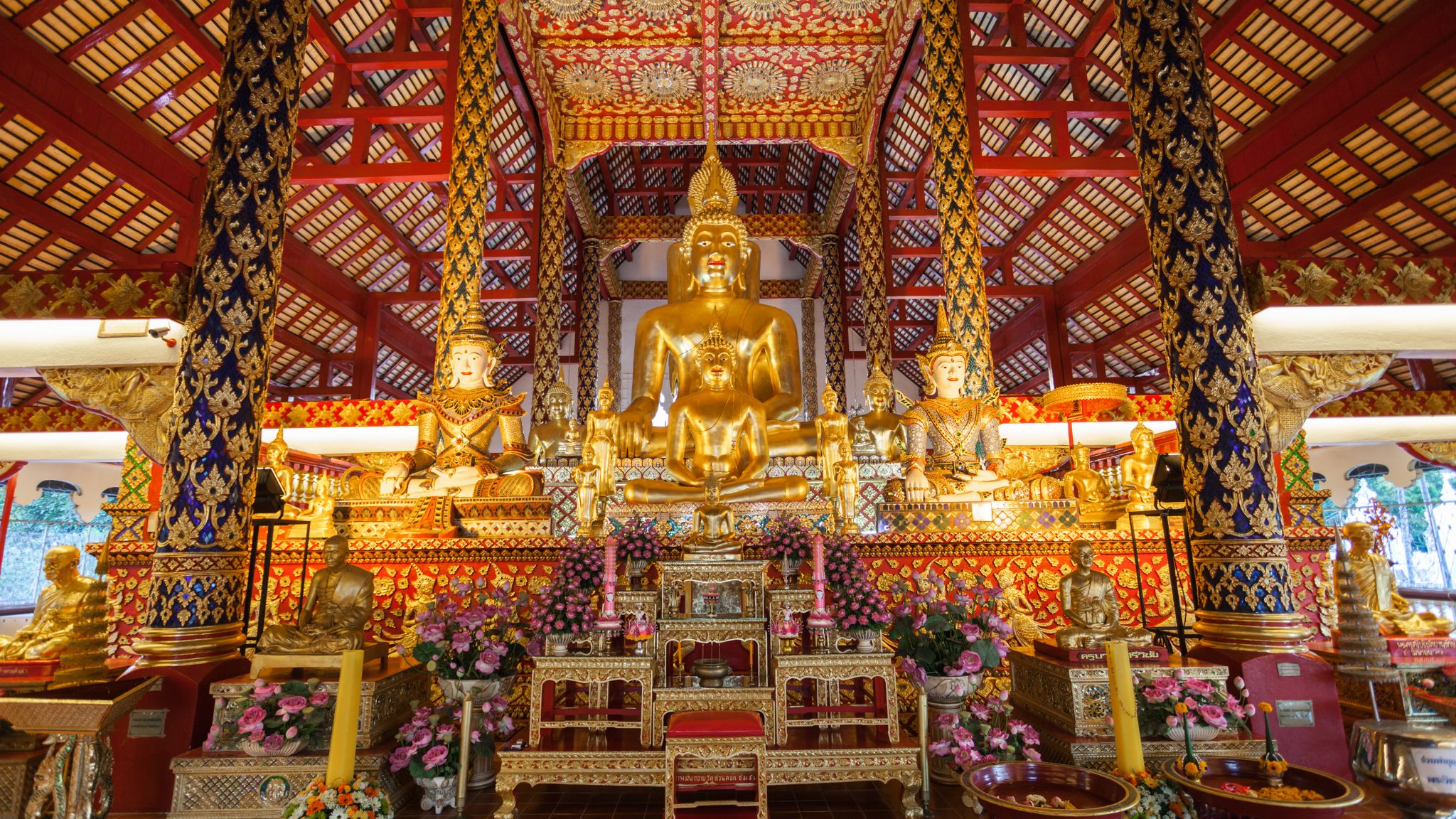 Day 4 Witness The Bronze Buddha Statue At Wat Suan Dok