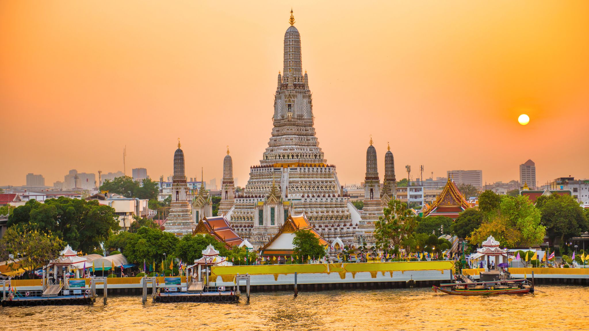 Day 2 Ride Along The Chao Phraya River To Explore The Sanctuary Of Wat Arun