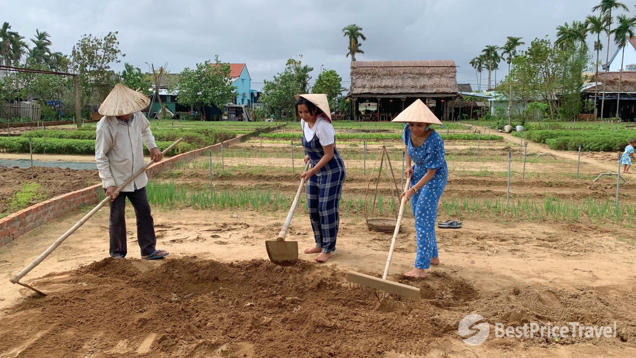 Day 9 Try To Be A Local In Cam Thanh Village