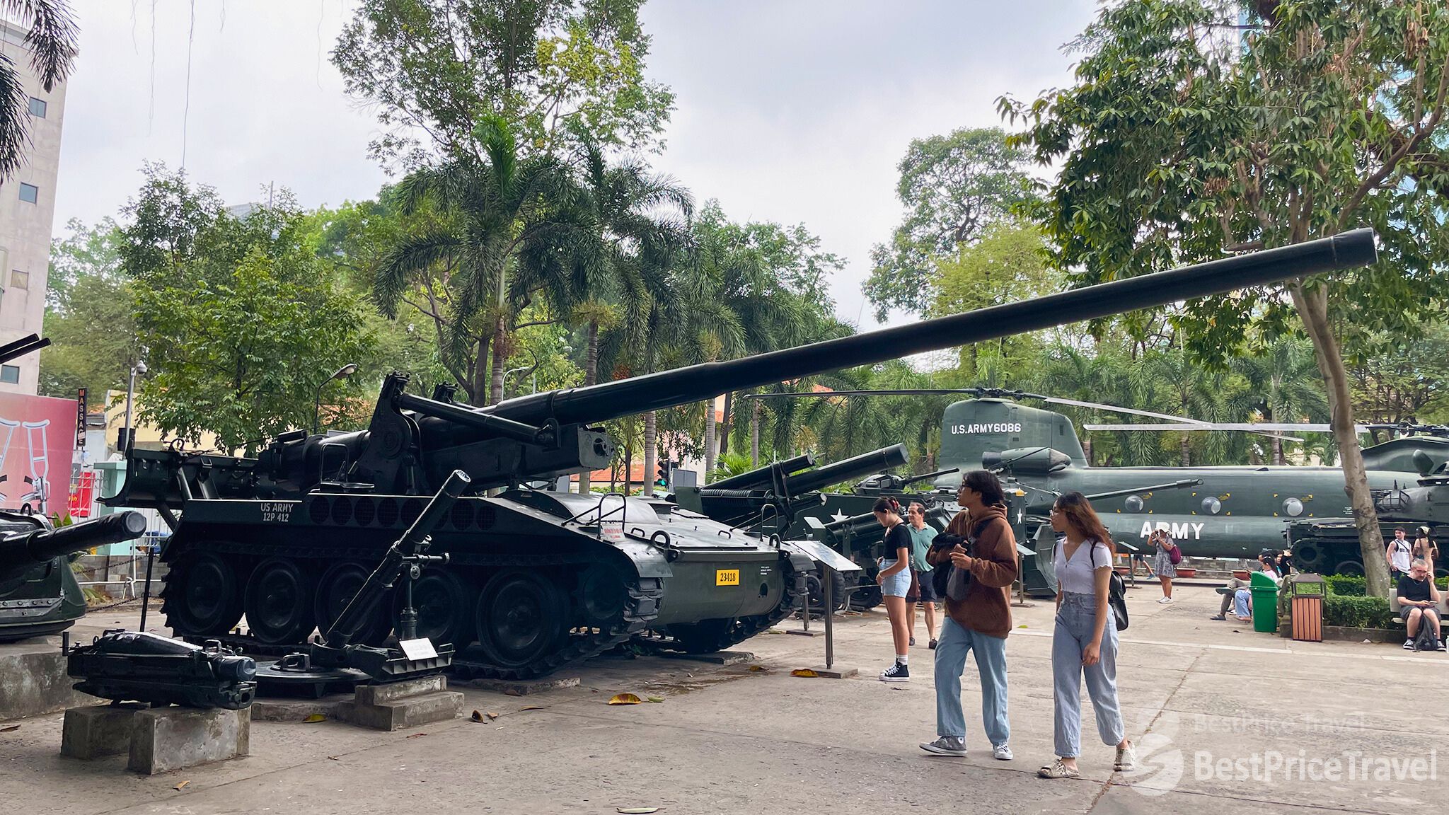 Day 2 Pay A Visit To The War Remnants Museum