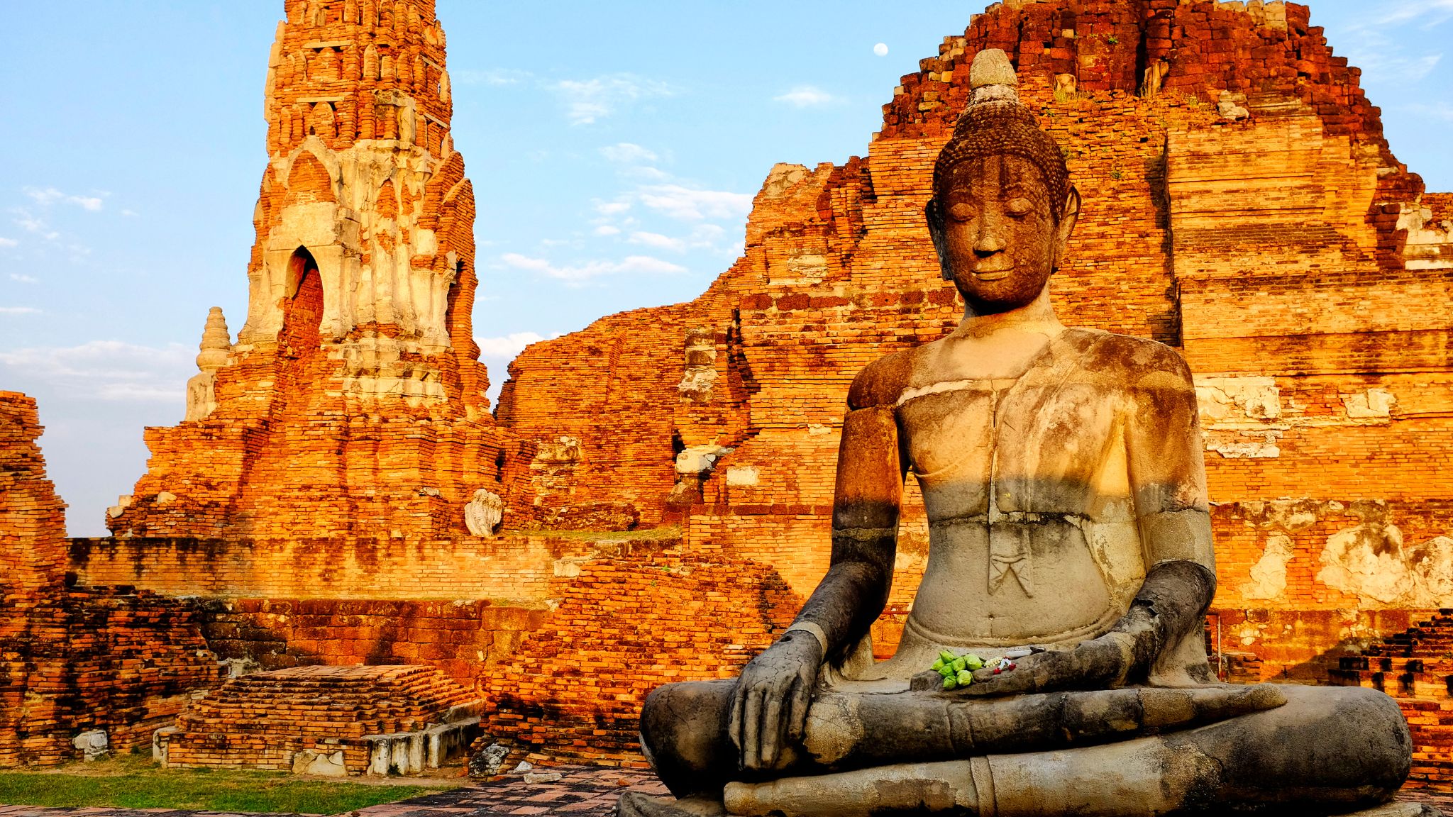 Day 5 Uncover The Hidden Gems Of Wat Mahathat