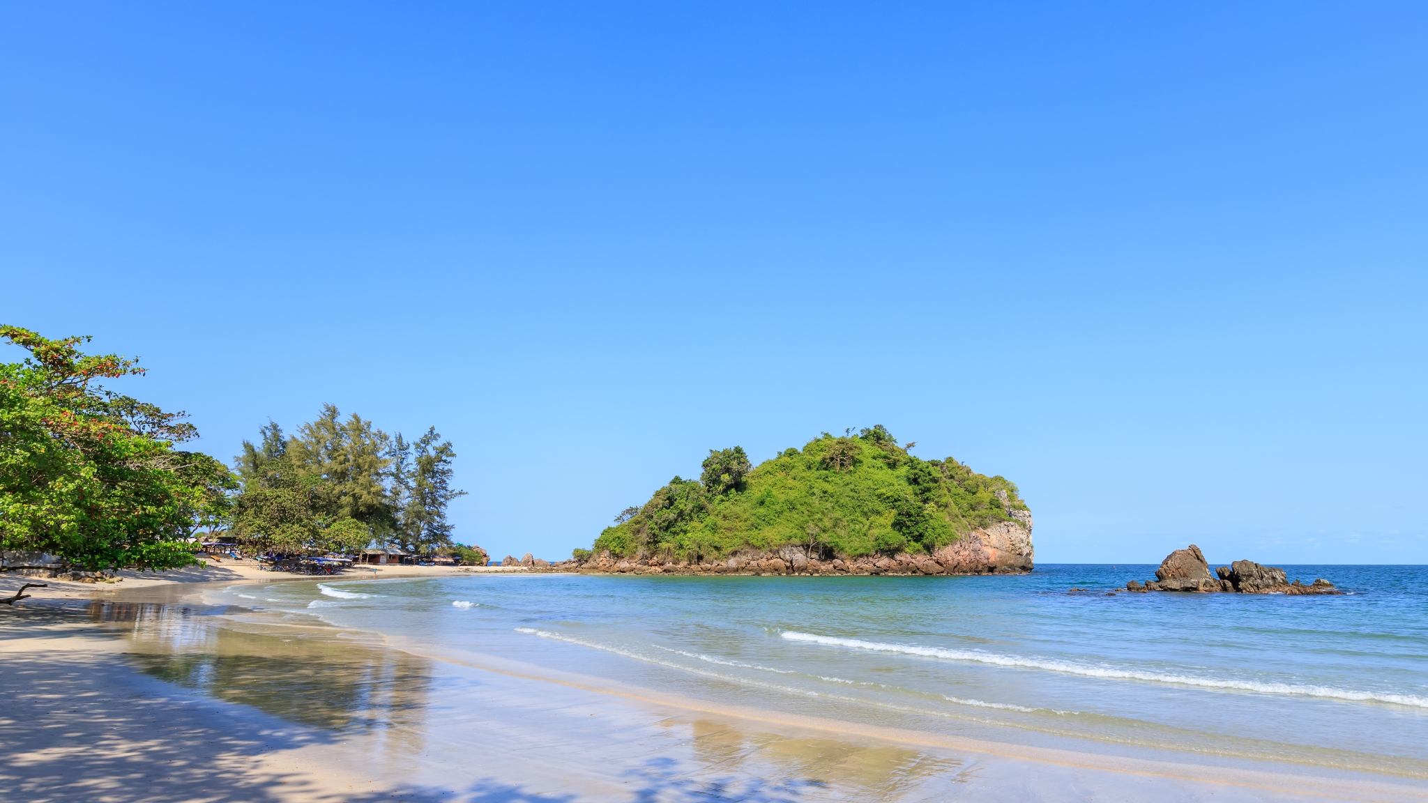 Day 5 Get Acquainted With The Beach In Bang Saphan