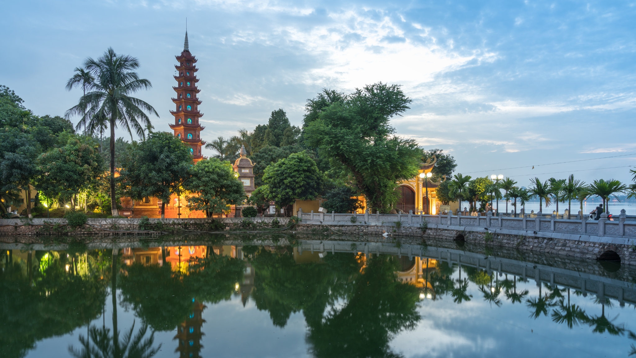 Day 2 Tran Quoc Pagoda Nestled In West Lake