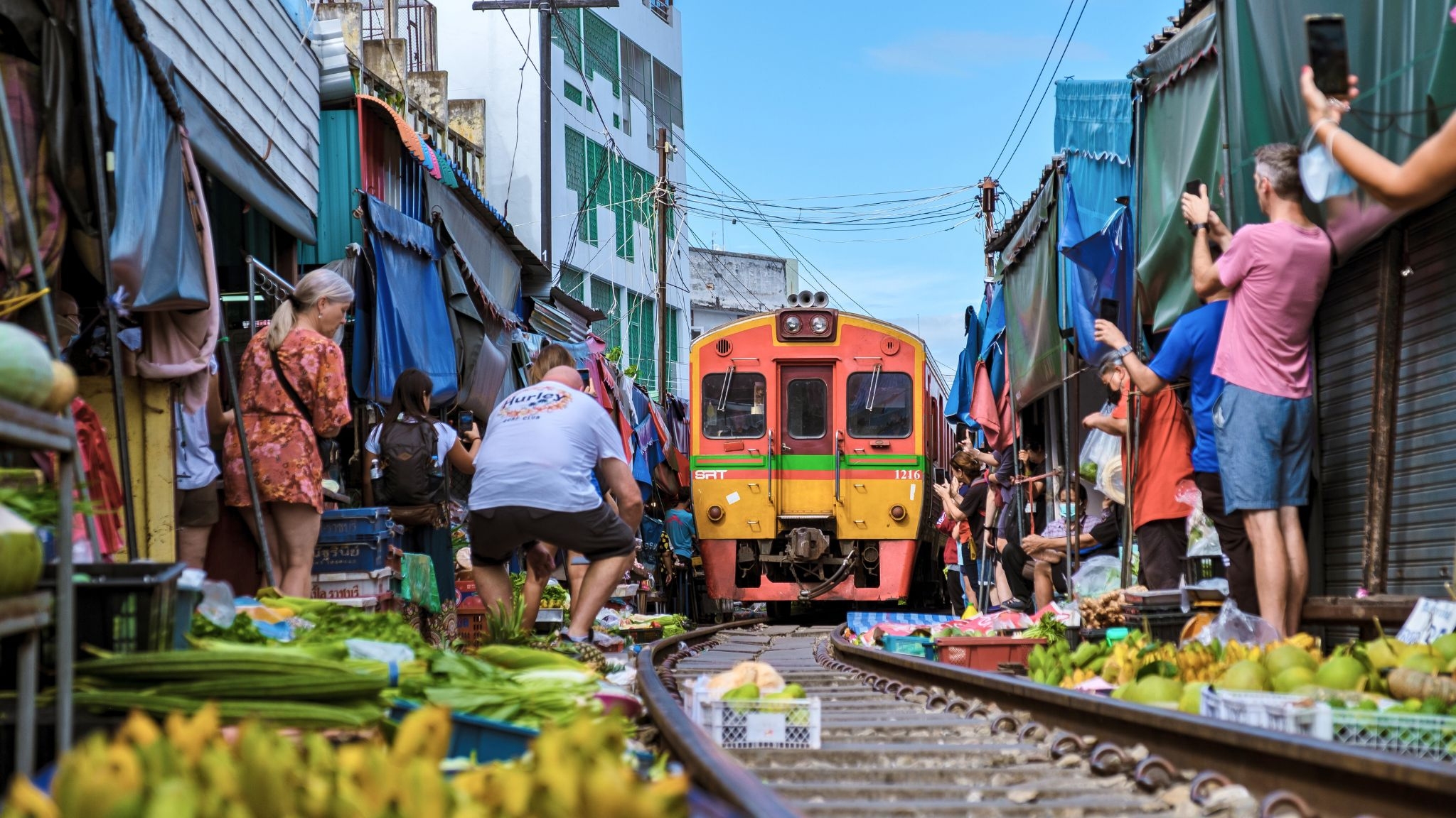Day 3 Experience The Vibrant Maeklong Railway Market