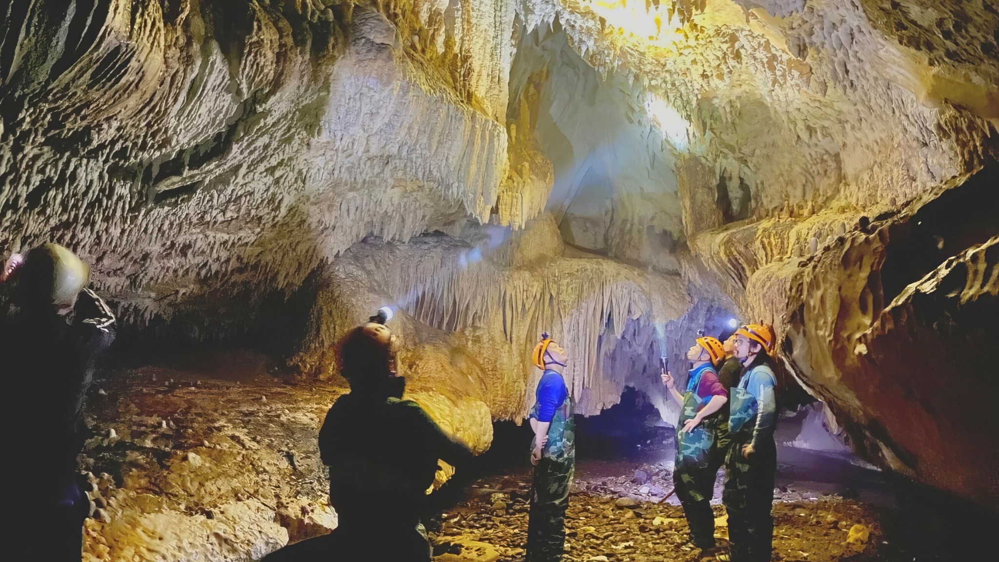 Day 2 Venturing Into The Mysterious Depths Of Tham Phay Cave