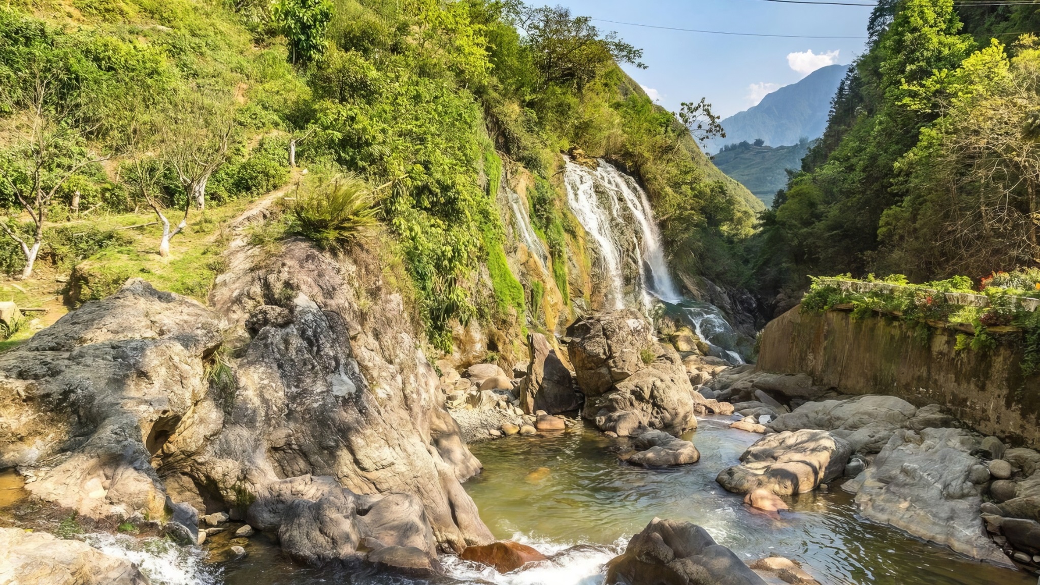 Day 8 Witness The Stunning Tien Sa Waterfall In Cat Cat Village