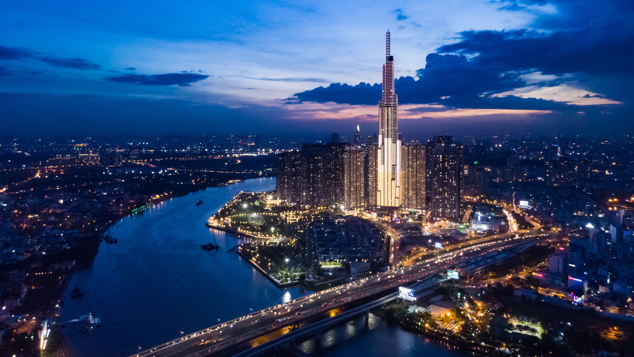 Day 2 Admire The Panoramic View Of Saigon River