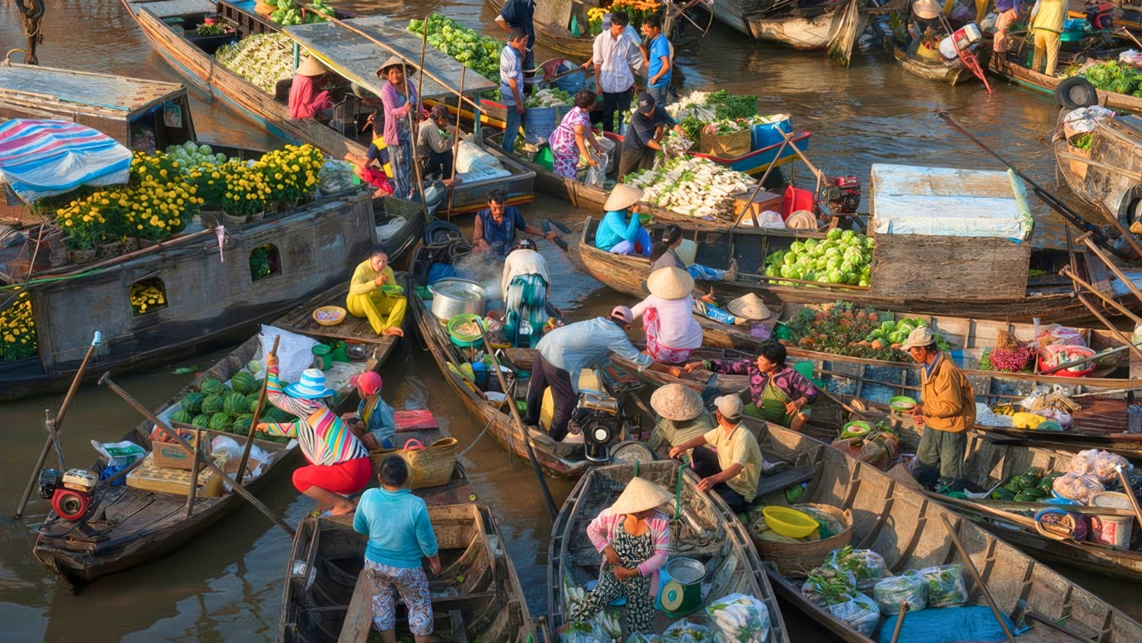 Day 3 Experience The Vibrant Energy Of Cai Rang Floating Market