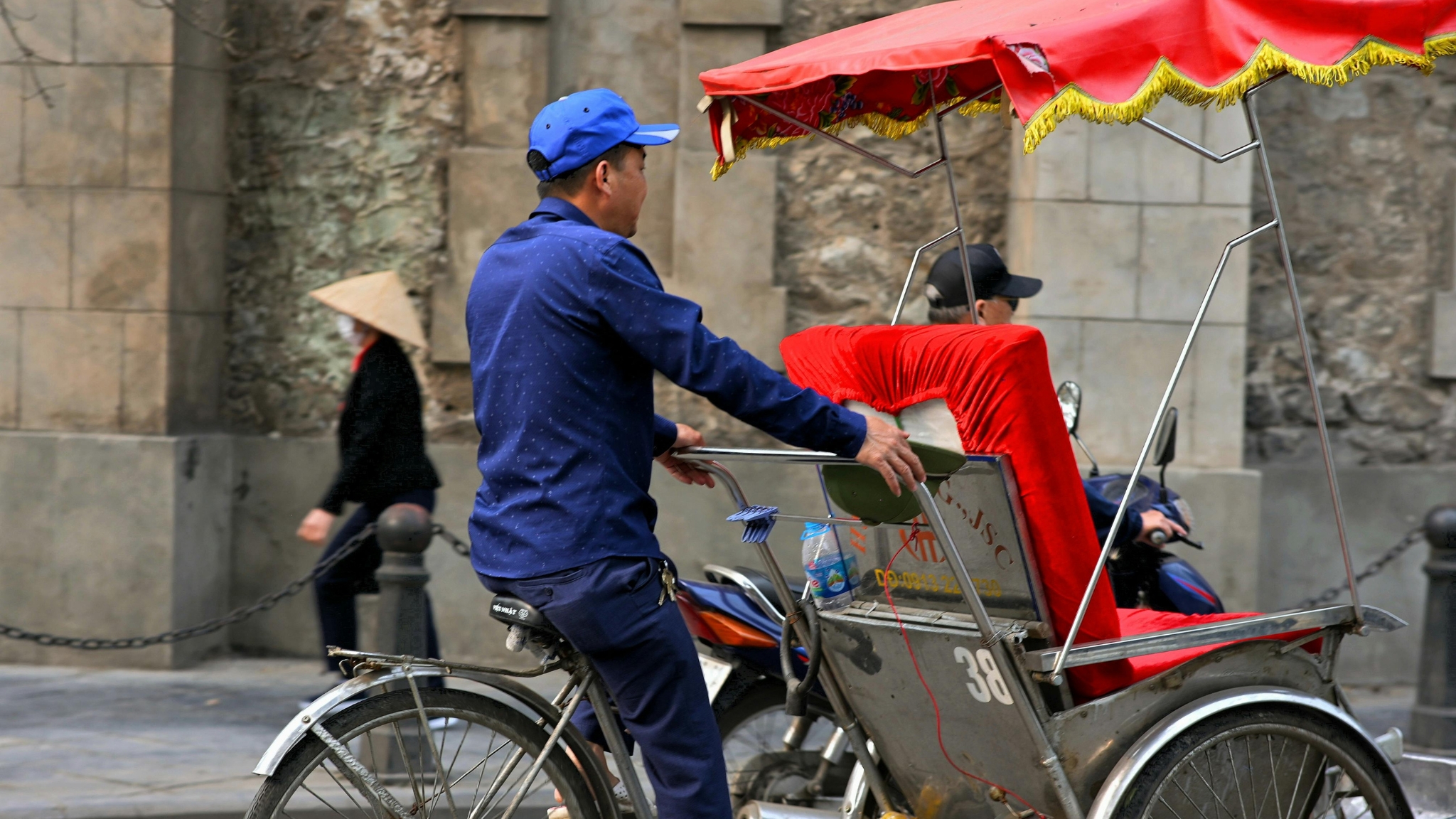 Day 7 Explore Hue On A Cycle Ride