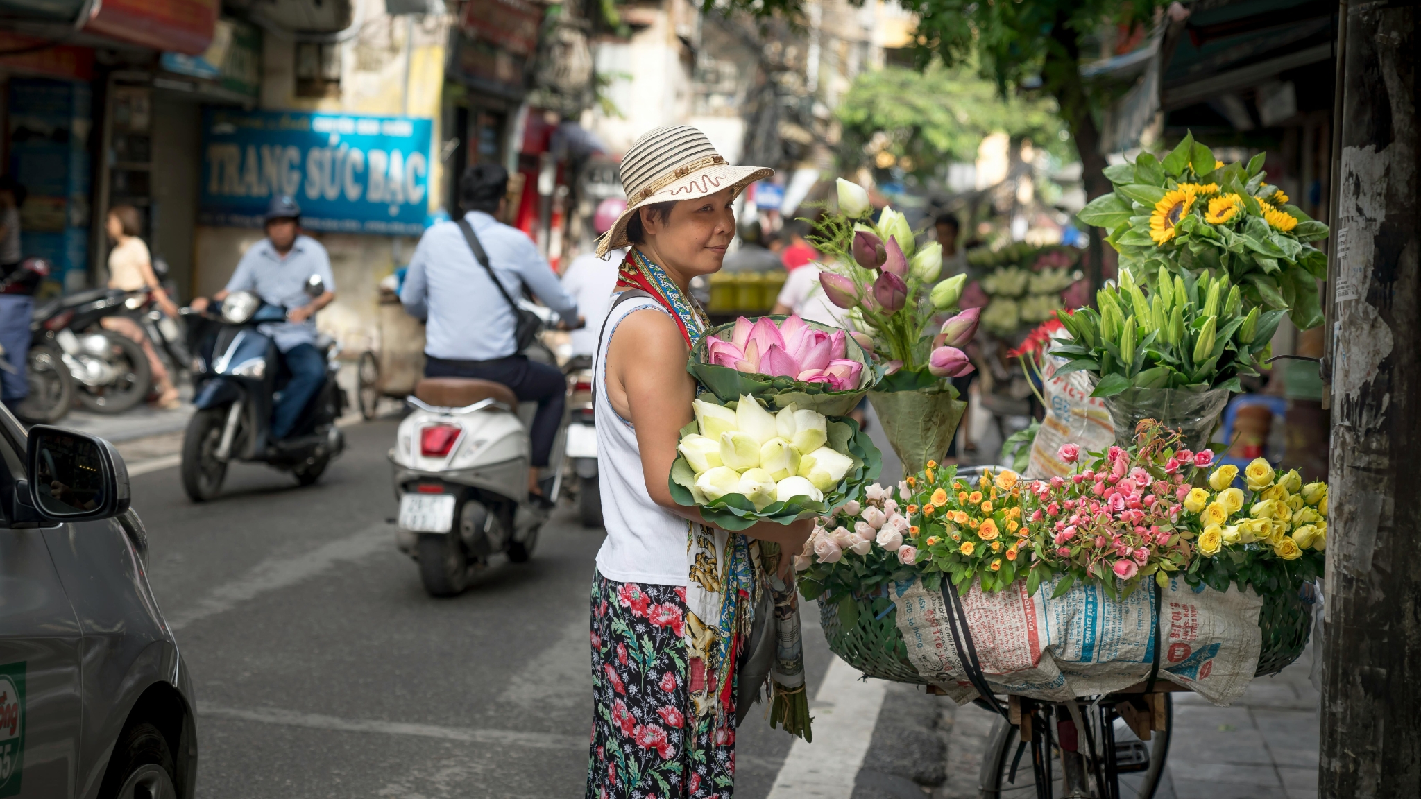 Day 1 Ride Along And Discover Hanoi On A Scooter
