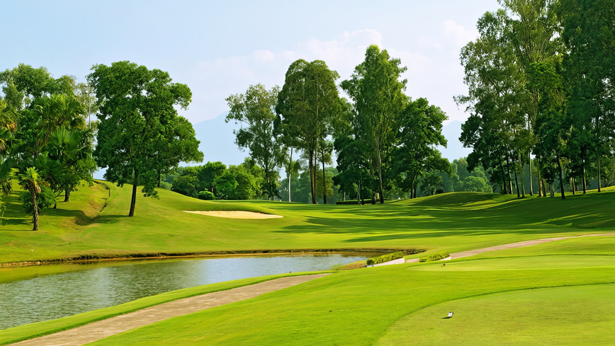 Day 2 Tee Off Amidst Stunning Landscapes At King's Island Golf Resort