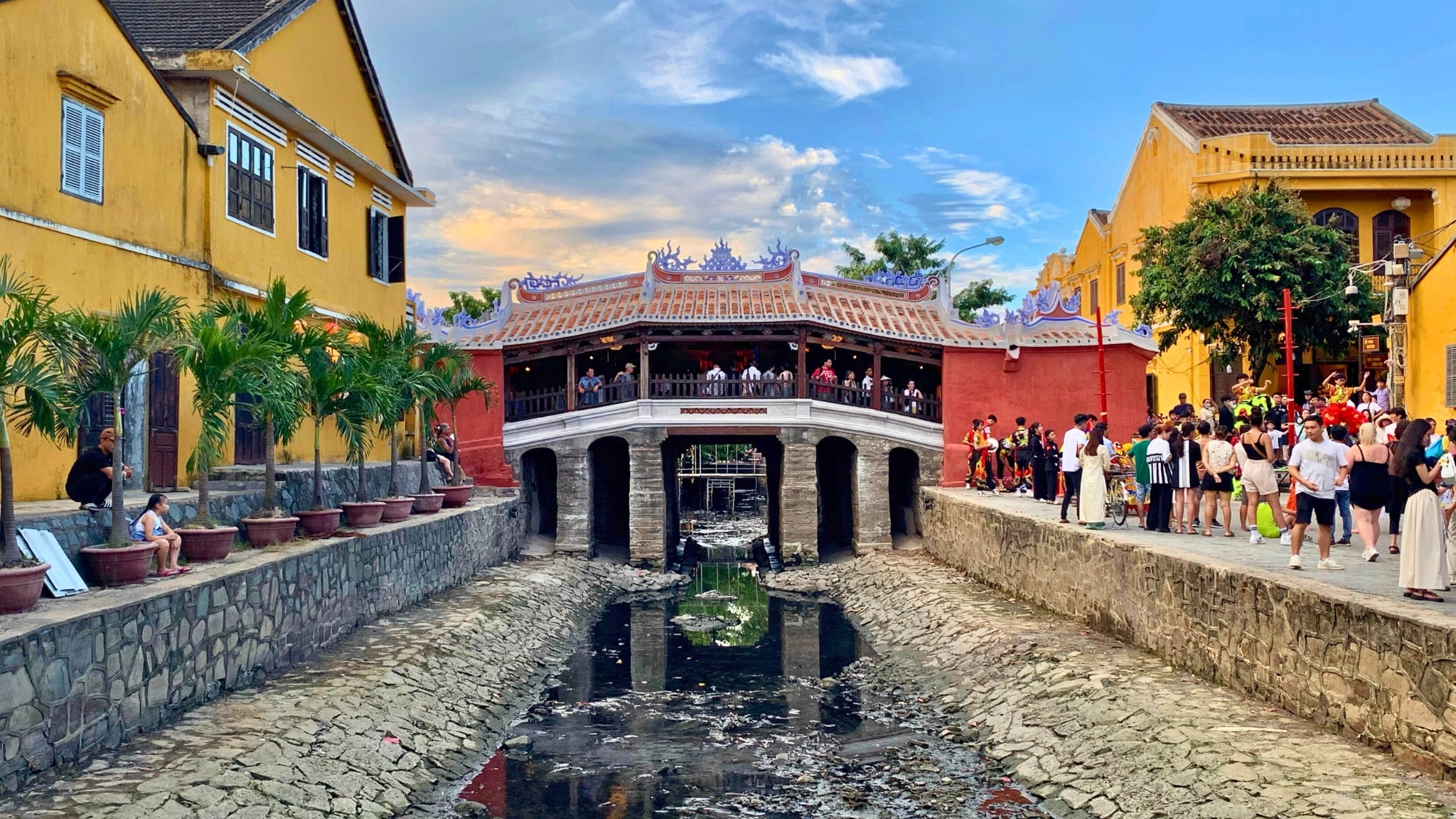 Day 7 Explore The Historic Charm Of The Japanese Covered Bridge