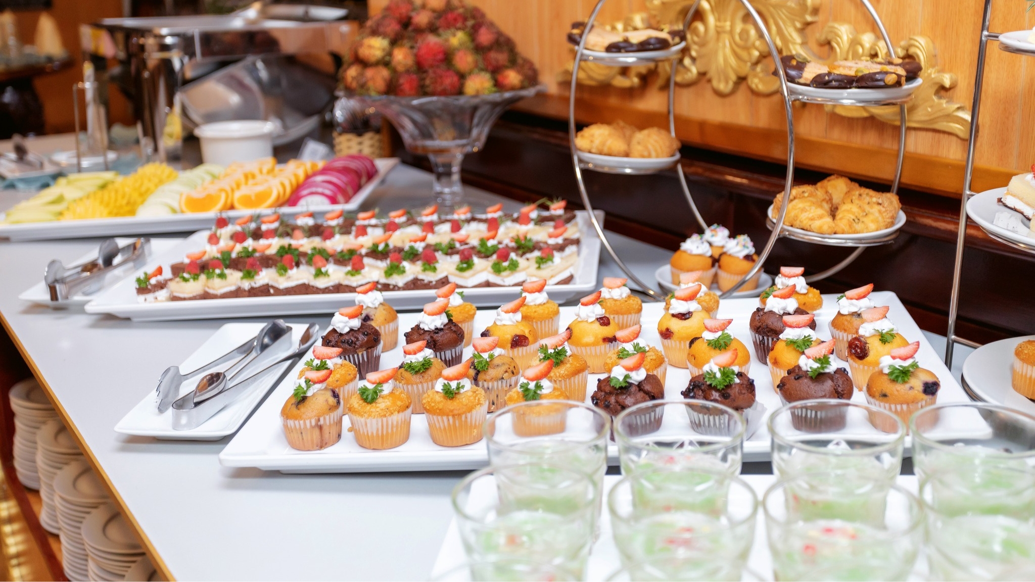 Day 1 Indulge In A Delightful Dinner Cruise Along The Saigon River