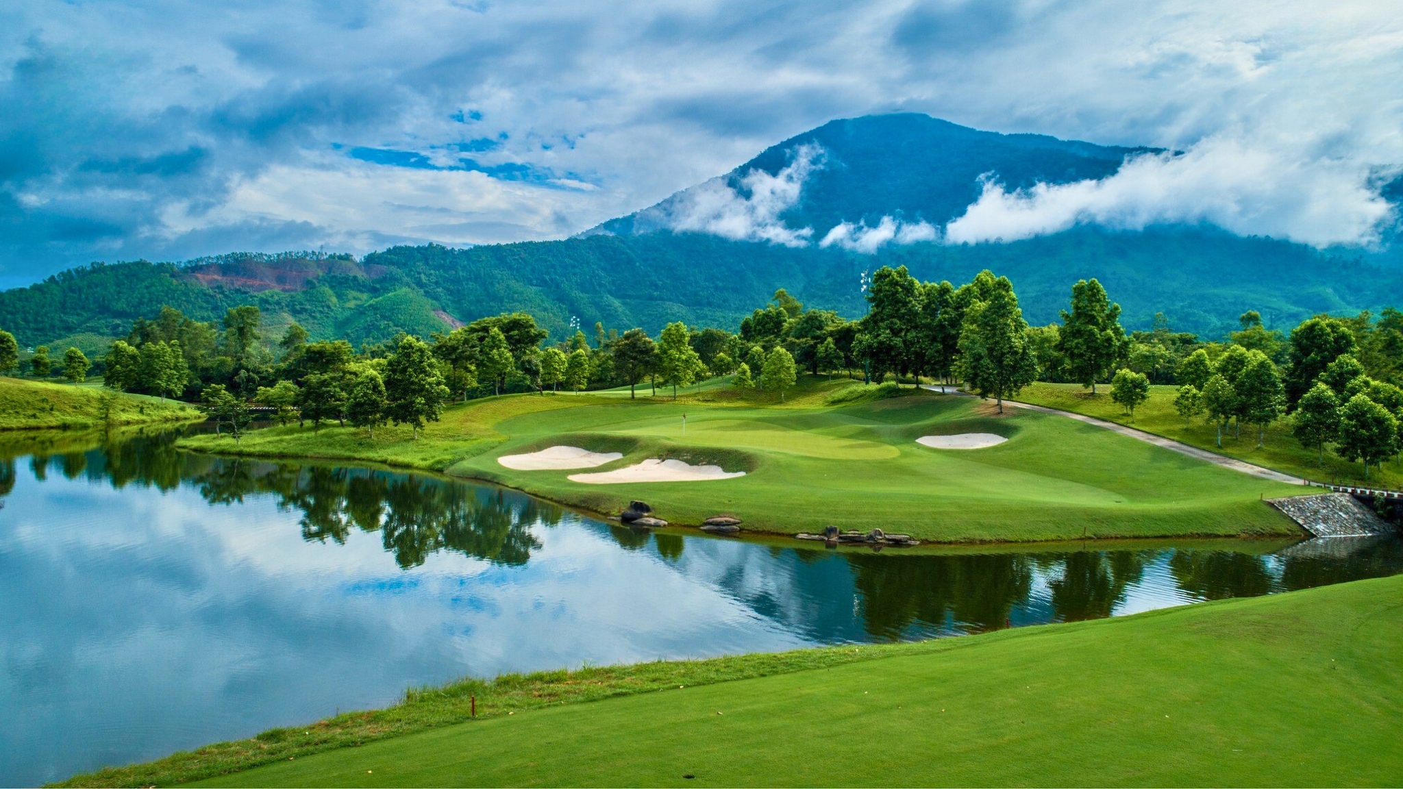 Day 5 Enjoy Scenic Golfing At Ba Na Hills Golf Club