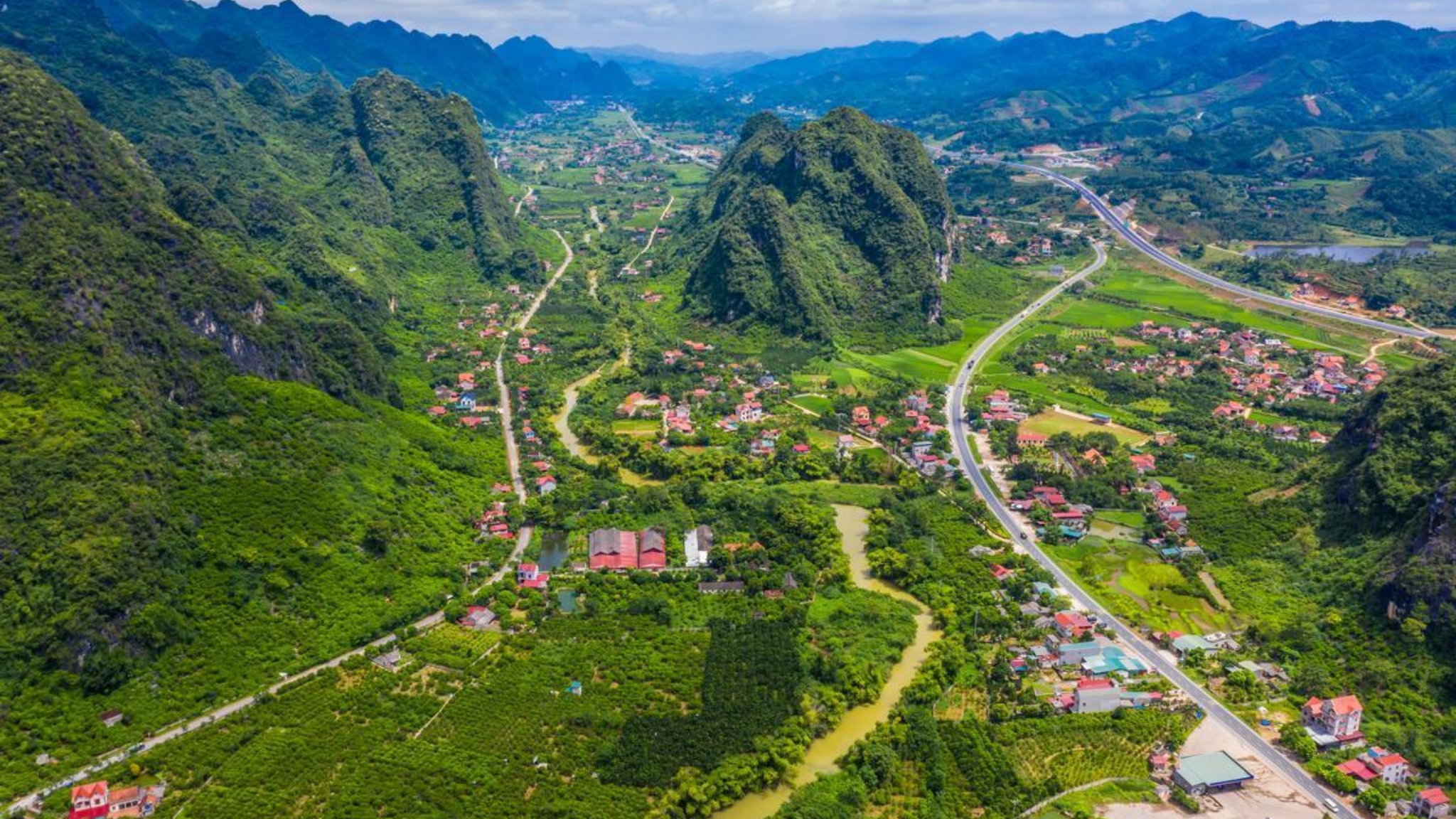 Day 4 Make A Stop At Chi Lang Pass Where Majestic Scenery Meets Vietnam&rsquo;s Heroic Past