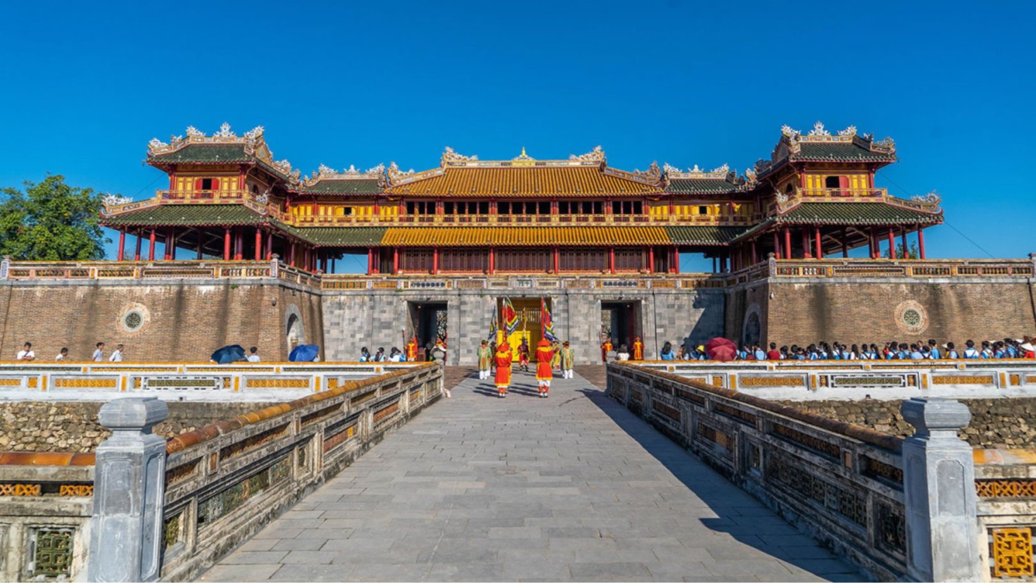 Day 6 Admire The Golden Architecture Of Hue Imperial City