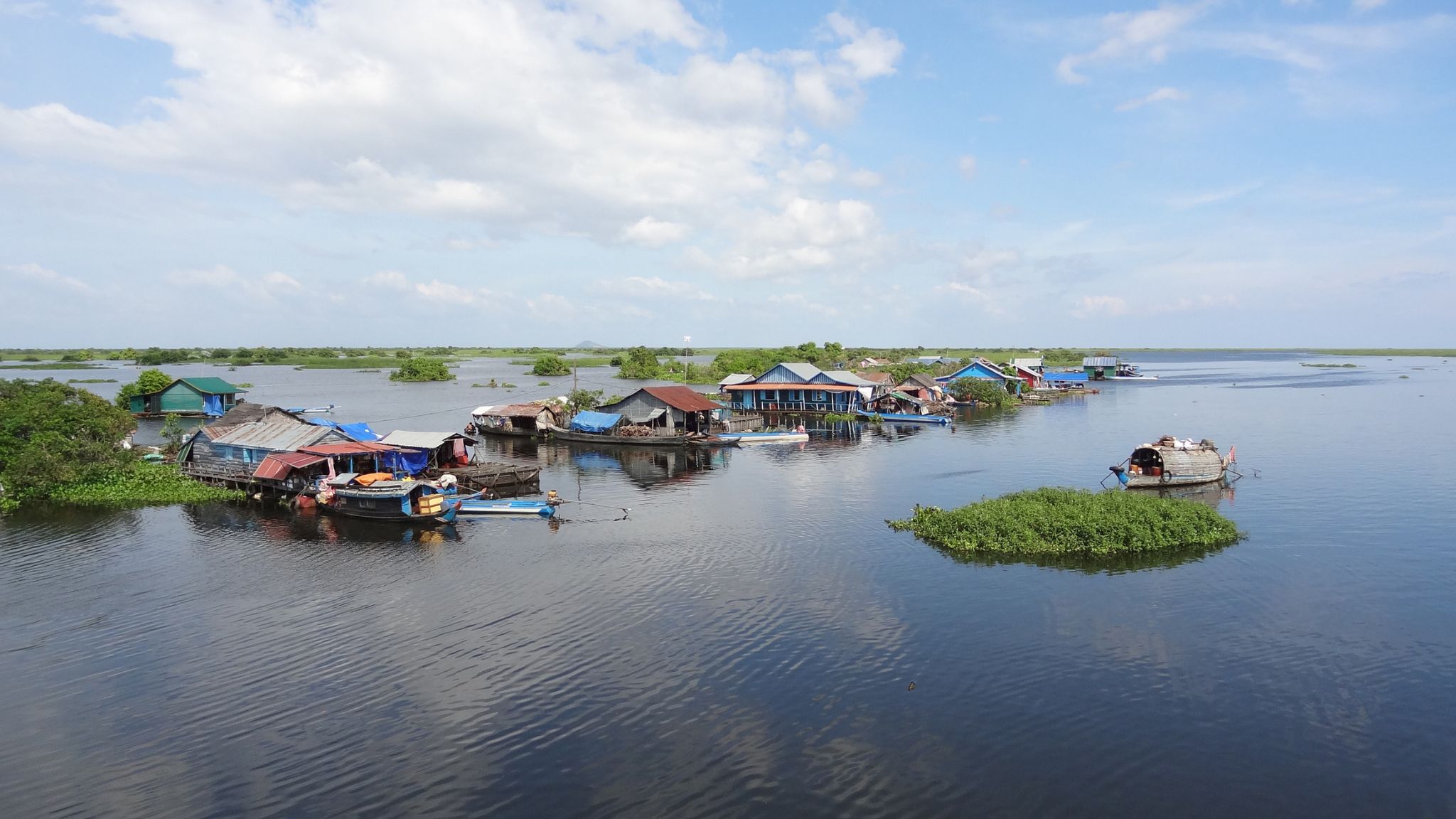 Day 10 Glide Through Life On Water In Tonle Sap’s Floating Villages