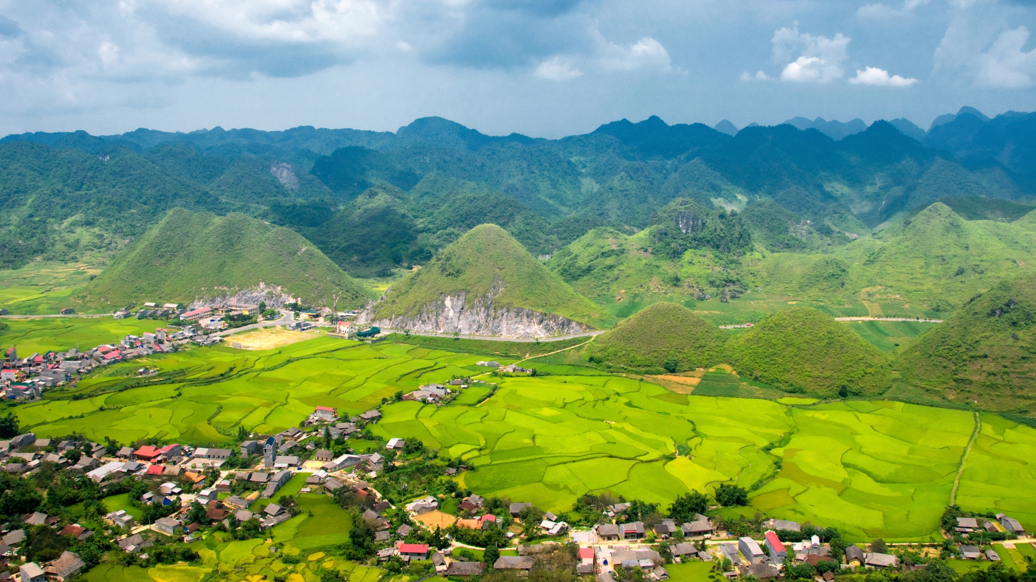 Day 2 Trace The Silken Curves Of Twin Mountains A Fairy&rsquo;s Tears In Stone