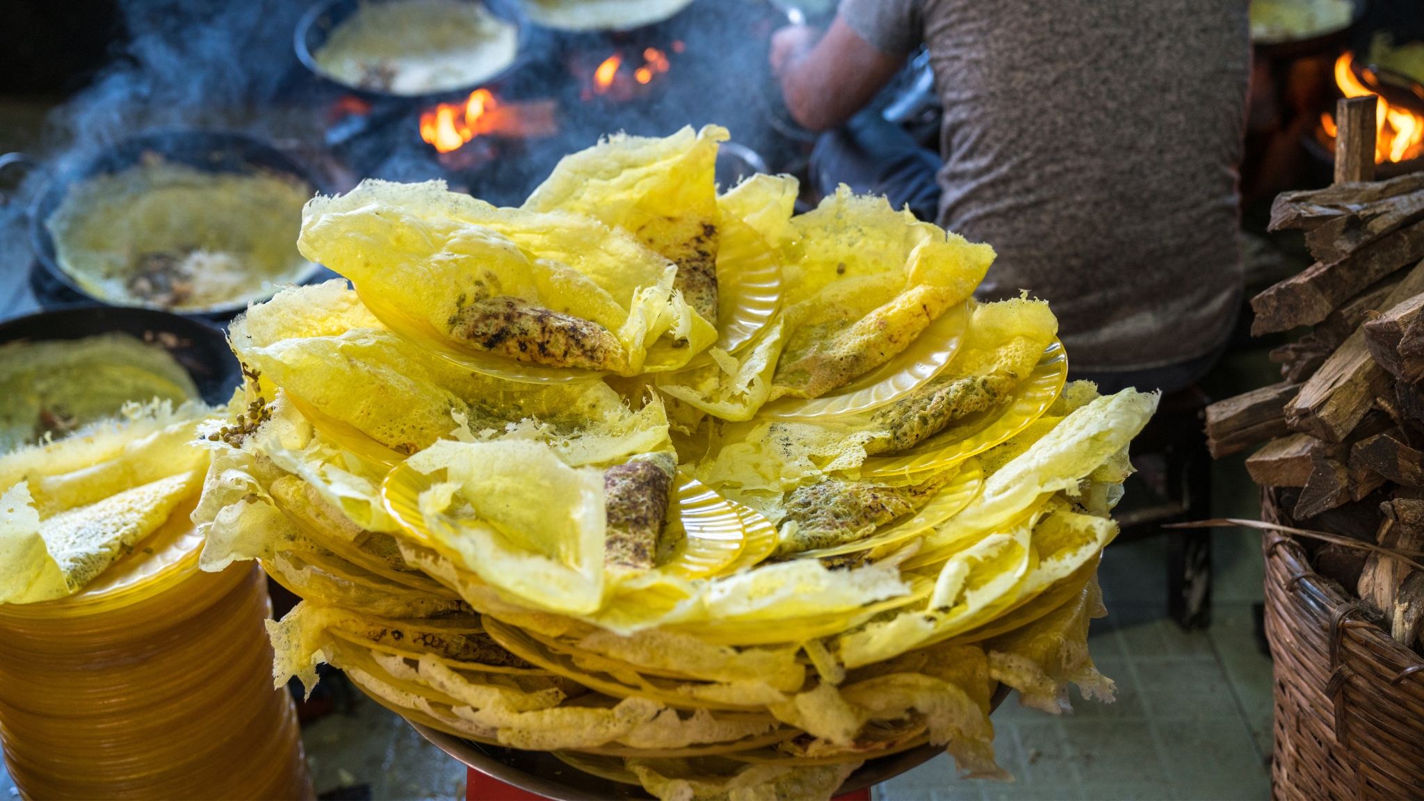 Day 1 Savor The Crispy Delight Of Banh Xeo Filled With Shrimp, Pork, And Fresh Herbs