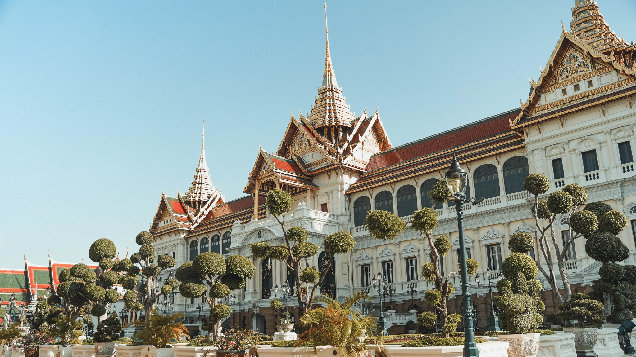 Day 2 Explore The Dazzling Grand Palace A Timeless Icon Of Thai Royal Grandeur