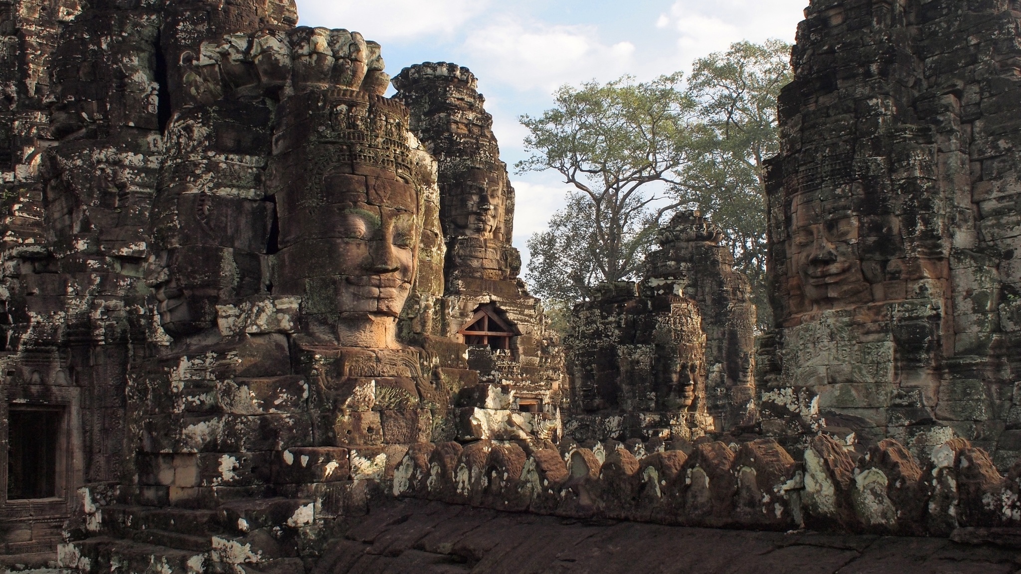 Day 10 Wander Through Bayon Temple, Where Over 200 Serene Stone Faces Gaze Silently From Towering Spires