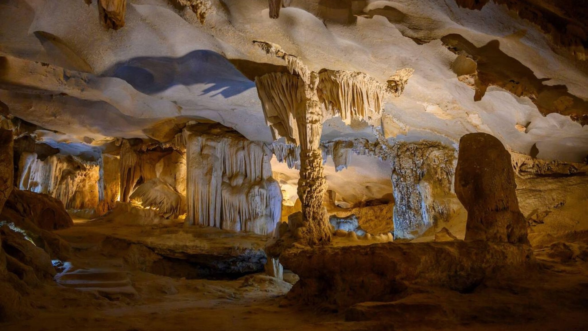Day 6 Explore The Legendary Sung Sot Cave With Its Majestic Stalactites And Expansive Chambers
