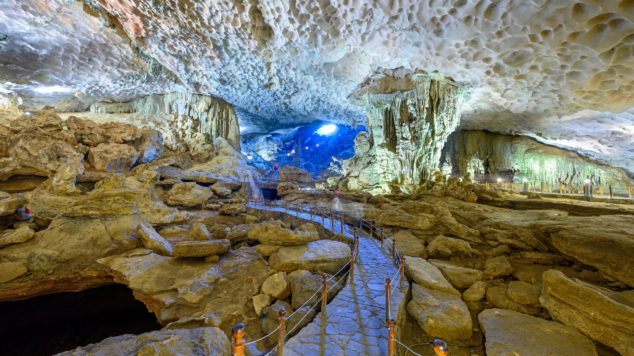 Day 9 Marvel At Stunning Rock Formations Inside Sung Sot Surprise Cave