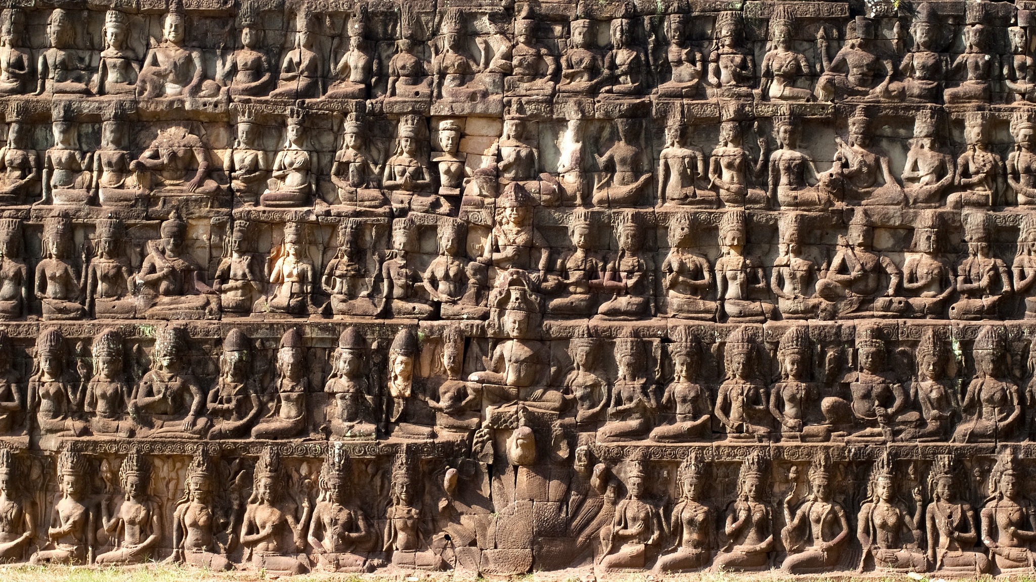 Day 2 Explore Intricate Stone Carvings At Terrace Of The Leper King
