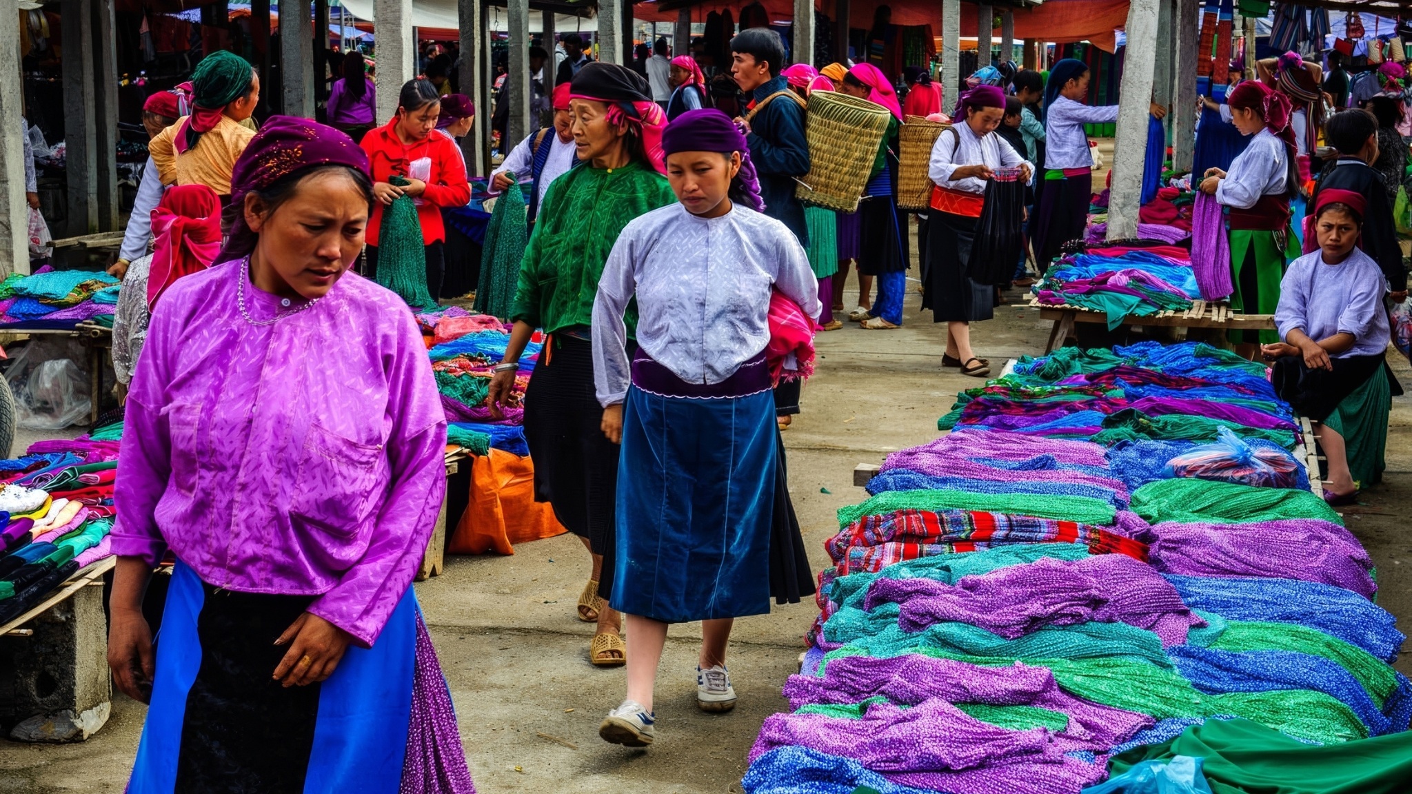 Day 3 Explore Sapa Vibrant Markets Filled With Colorful Textiles, Exotic Flavors, And Lively Local Traditions