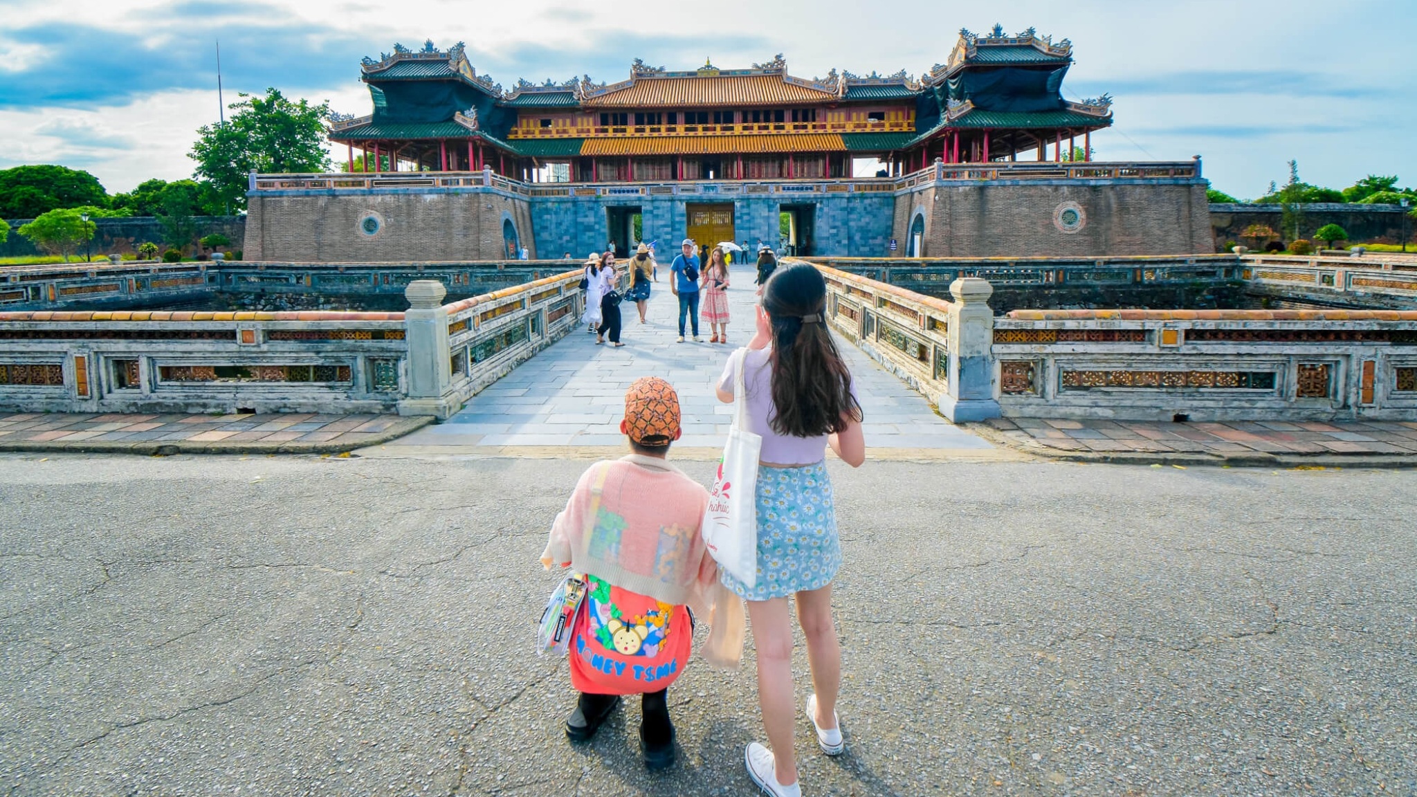 Day 9 Walk Through Golden Gates Of Hue Imperial City&rsquo;s Past