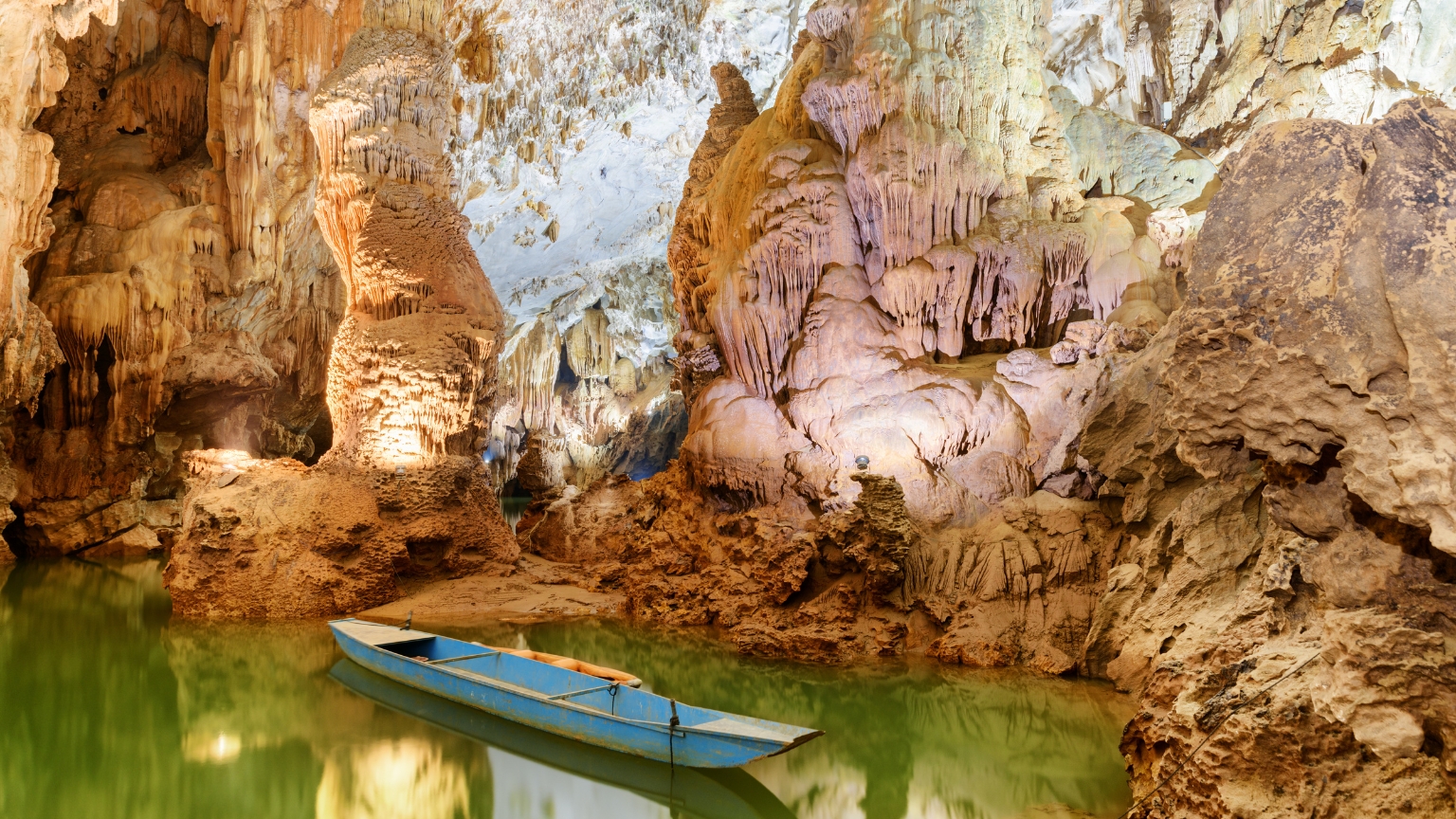 Discovering The Majestic Phong Nha Cave