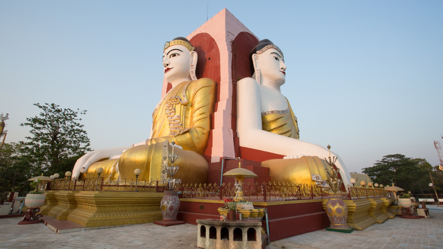 Day 3 Admire The Four Giant Buddha Statues At Kyaik Pun Pagoda