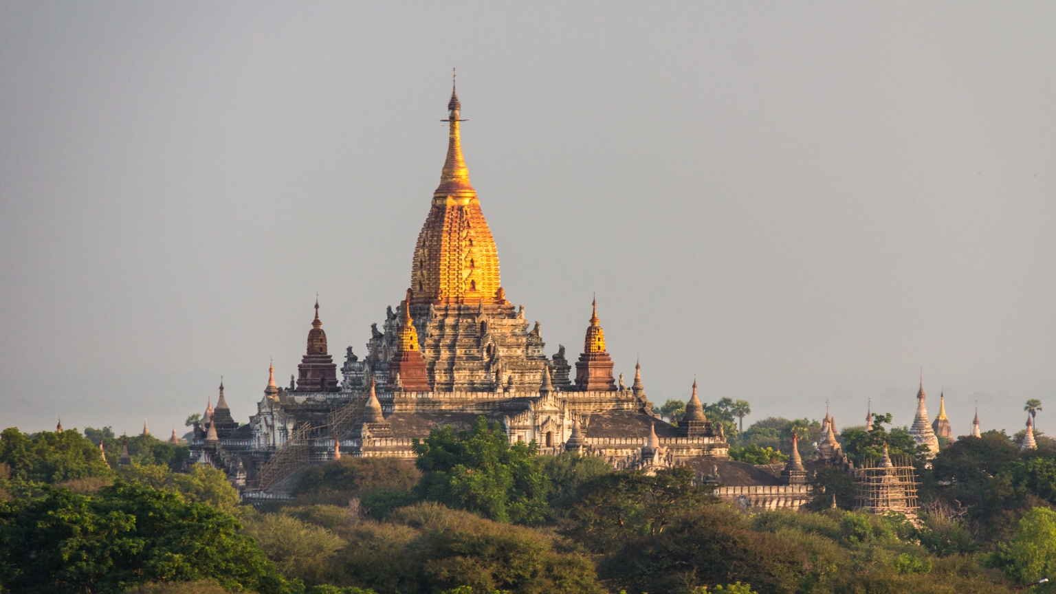 Day 7 Discover The Stunning Ananda Temple