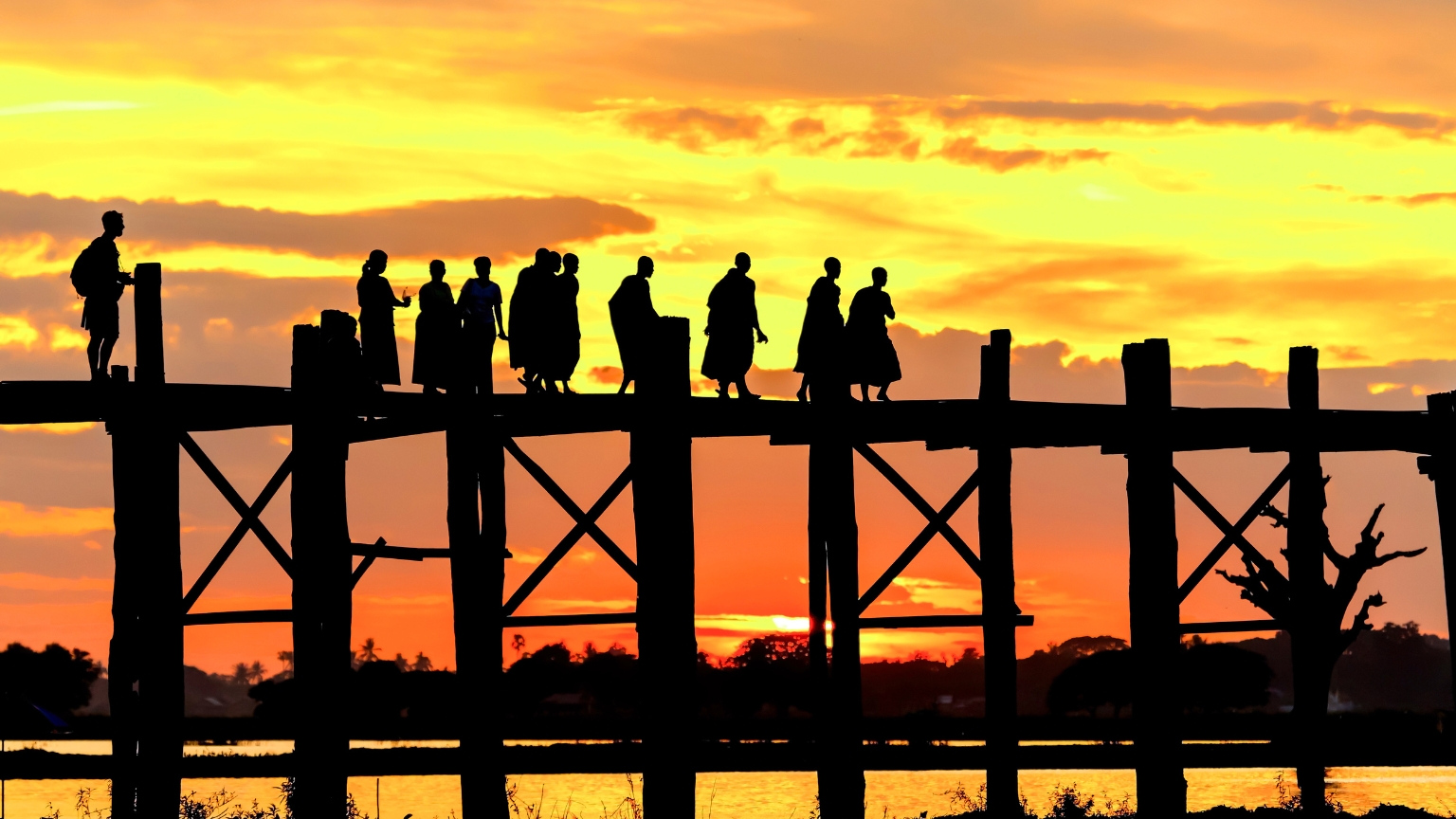 Day 2 Walk Along The Iconic U Bein Bridge