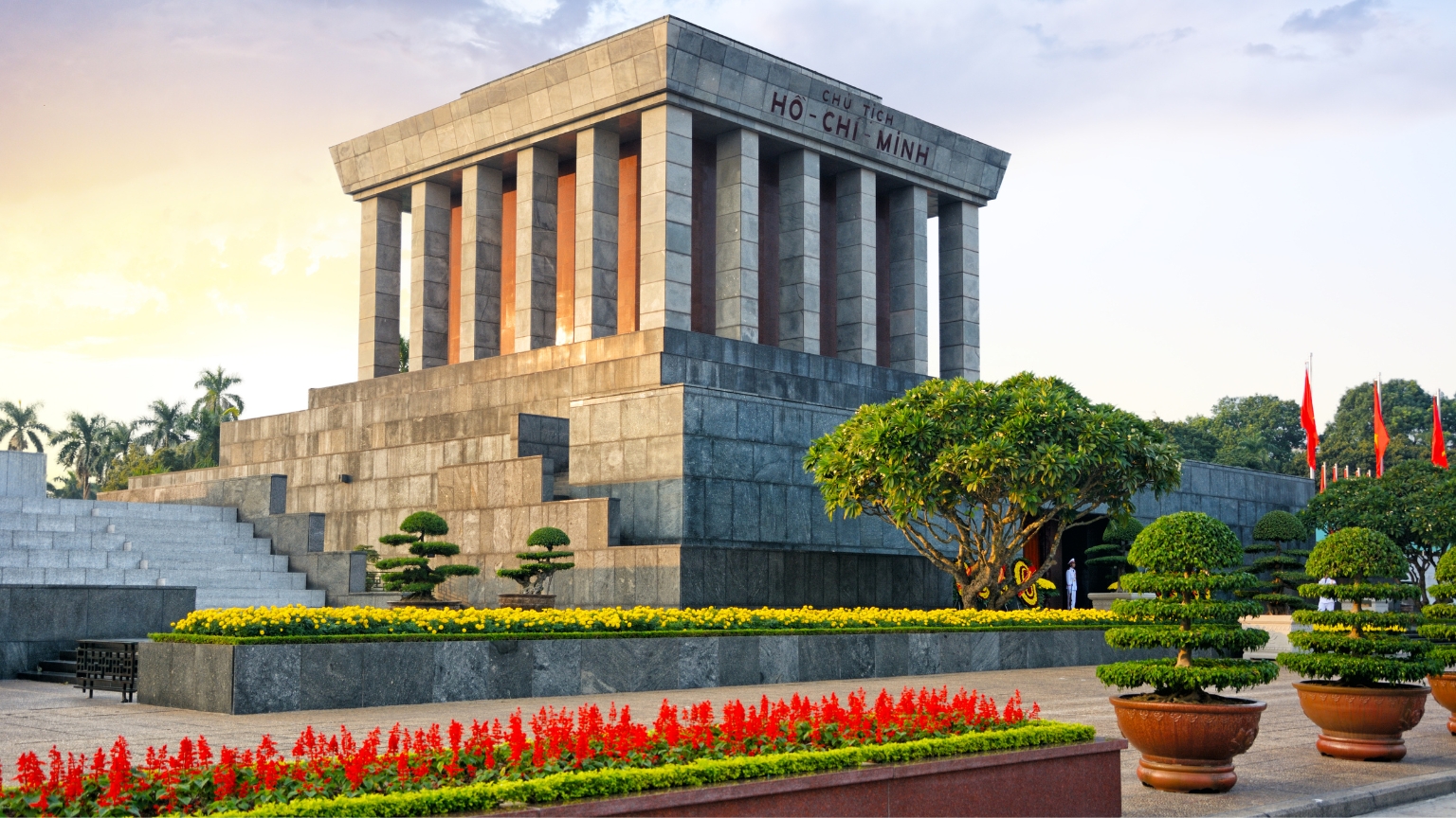 Day 8 Visit The Ho Chi Minh Mausoleum And Pay Tribute To Vietnam&rsquo;s Beloved Leader