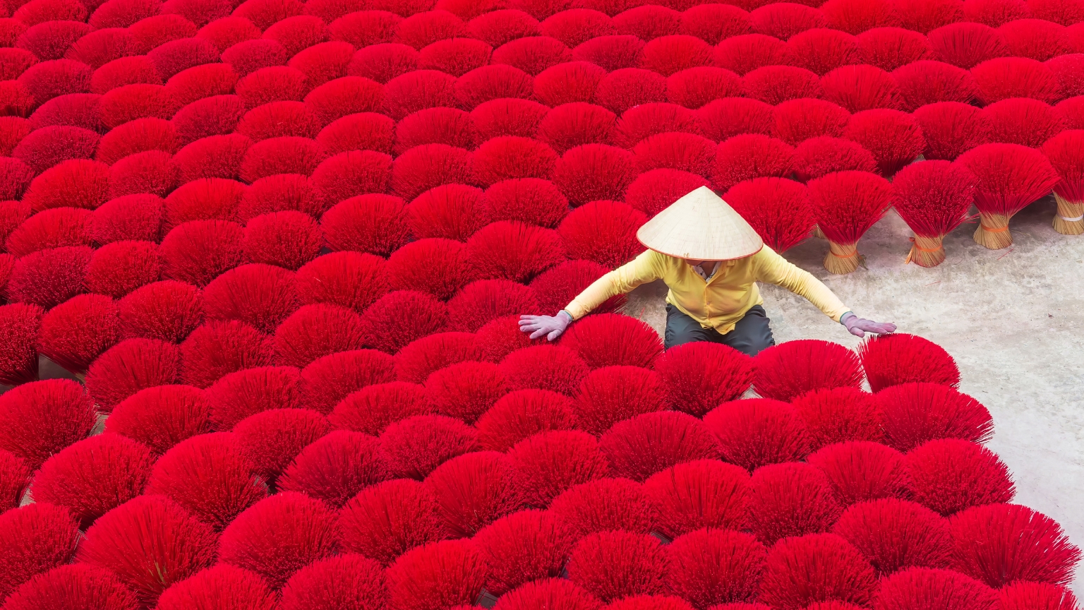 Day 9 Visit Quang Phu Cau Incense Village Known For Its Vibrant Colors