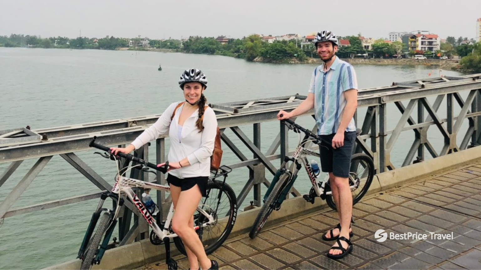 Day 4 Join A Bicycle Food Tour In Hoi An Through Charming Streets
