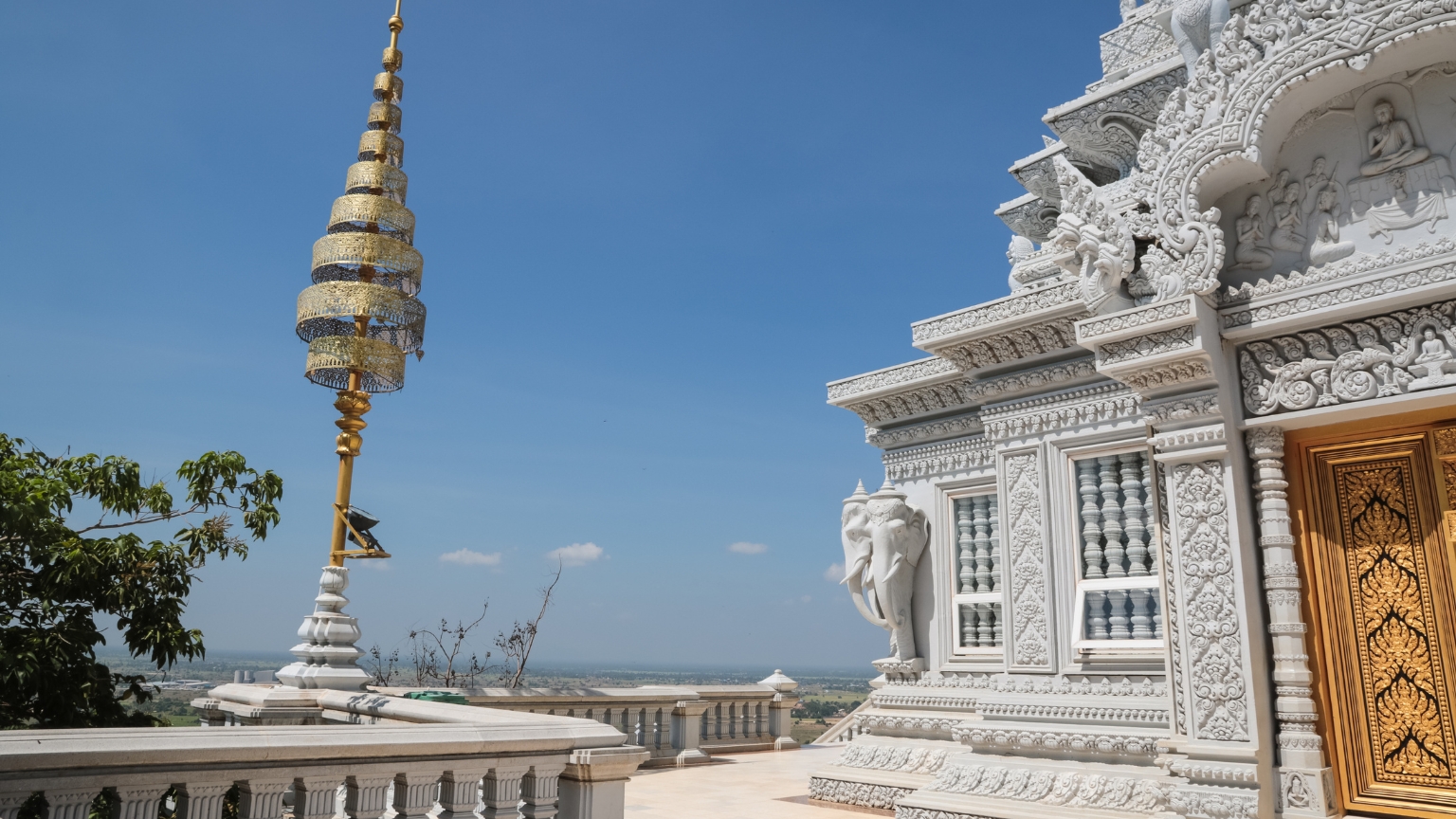 Day 7 Visit Phnom Oudong Temple And Enjoy Panoramic Hilltop Views
