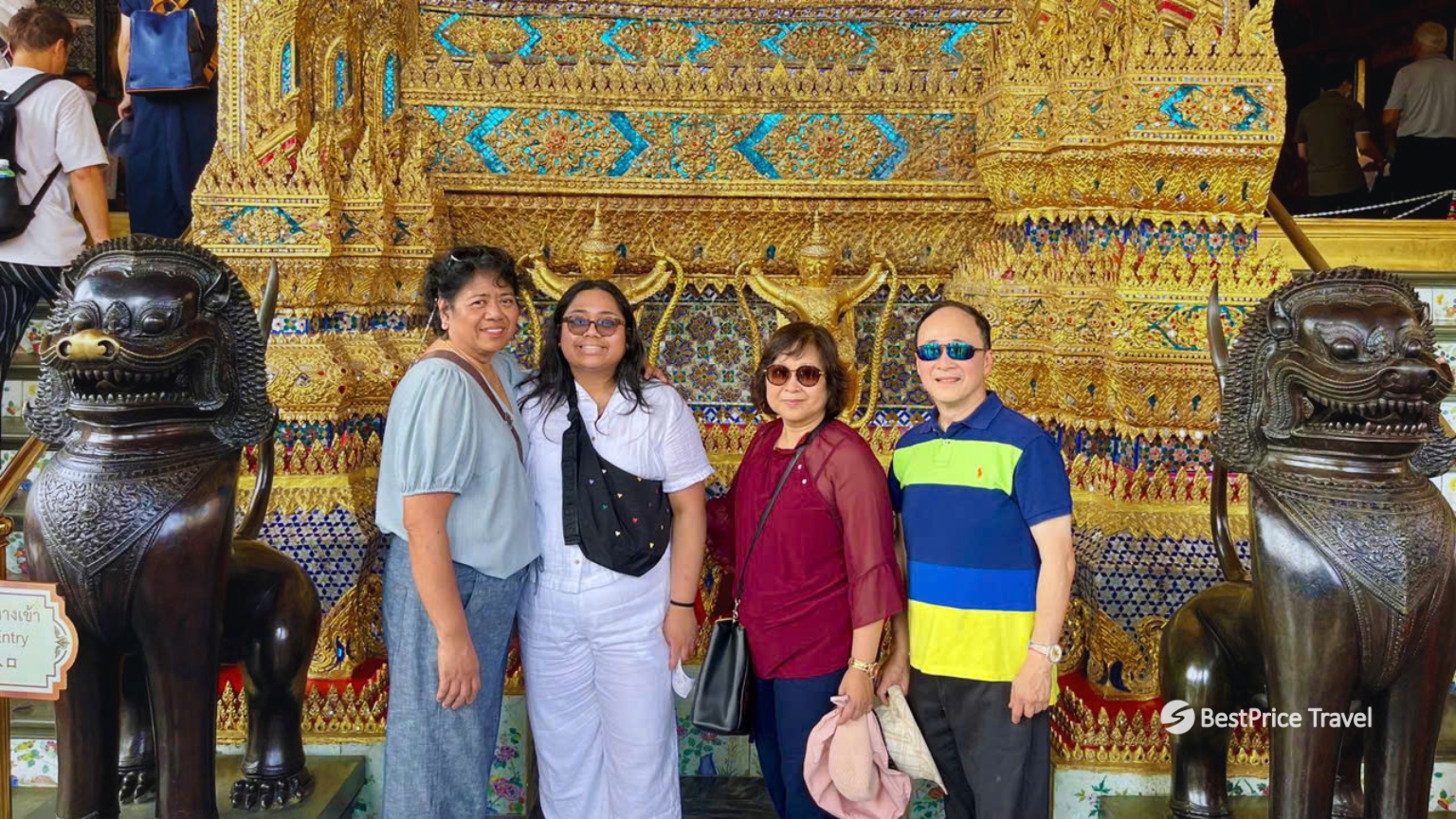 Day 10 Visit Wat Phra Kaew, Thailand&rsquo;s Most Sacred Temple