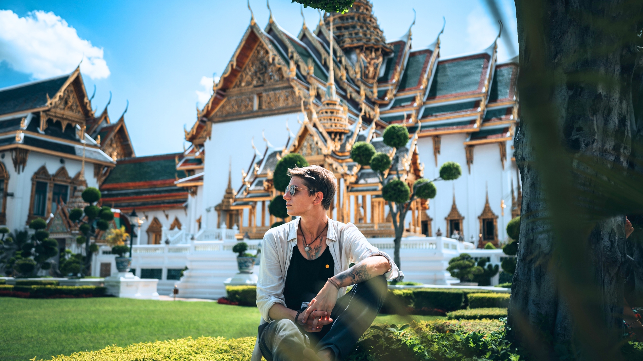 Day 2 Take Impressive Photos Amidst Gandy Royal Palace