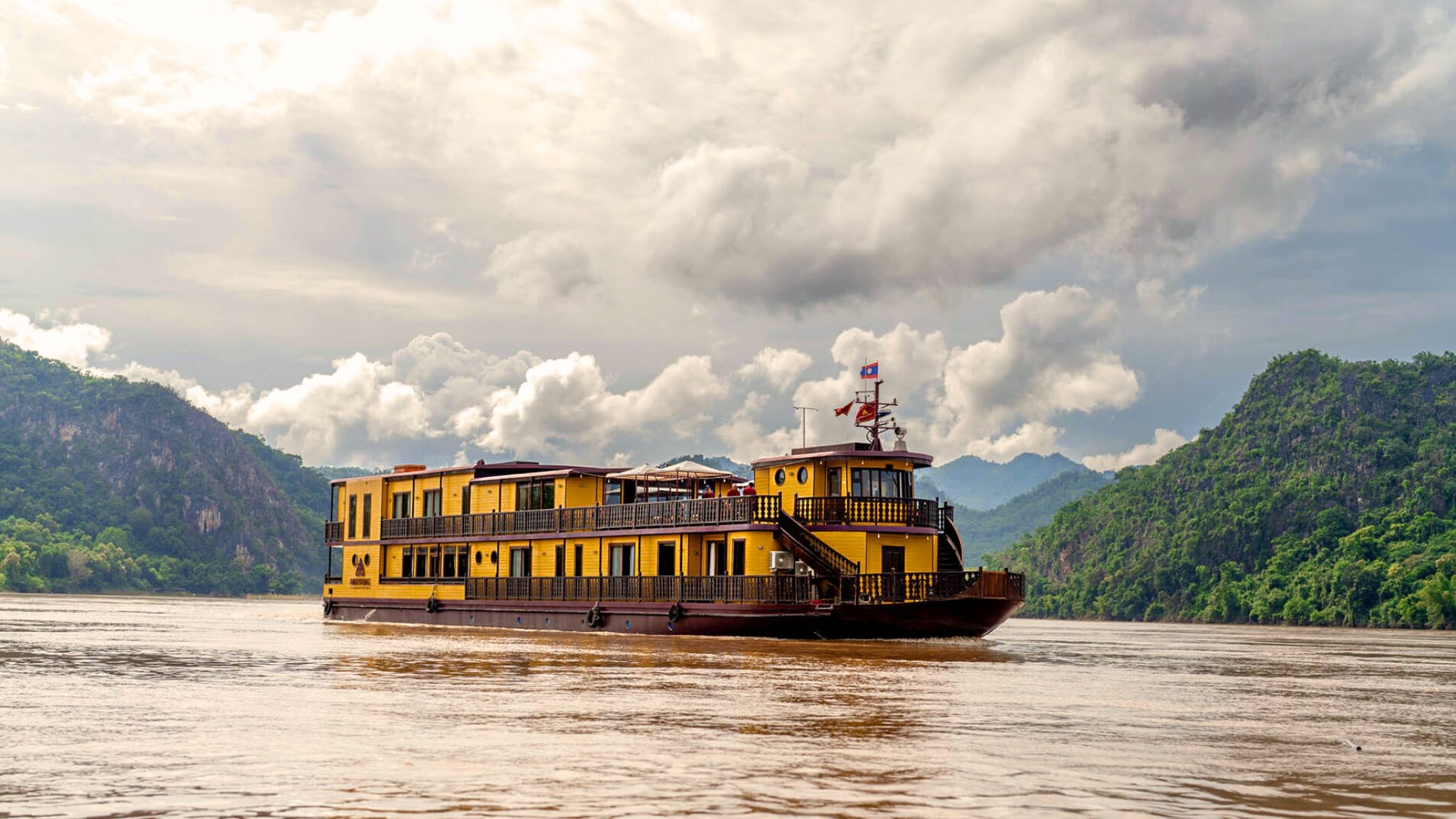 Laos cruise